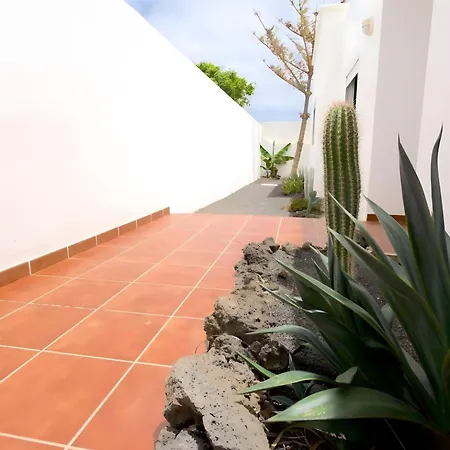 Kalendra Rofe - Amplia Y Tranquila Apartament