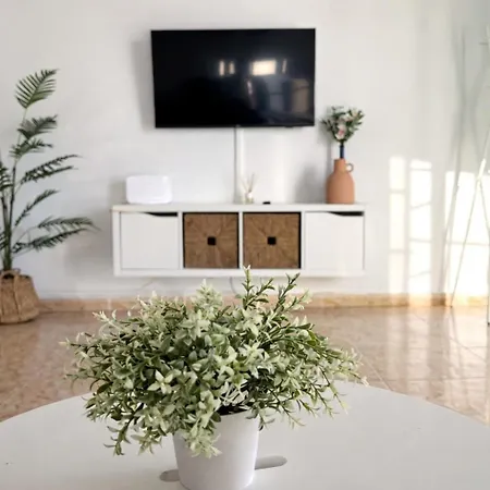 Kalendra Rofe - Amplia Y Tranquila Apartament Guatiza