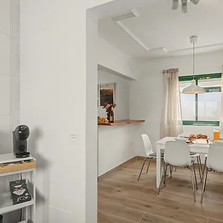 Kalendra Rofe - Amplia Y Tranquila Apartment